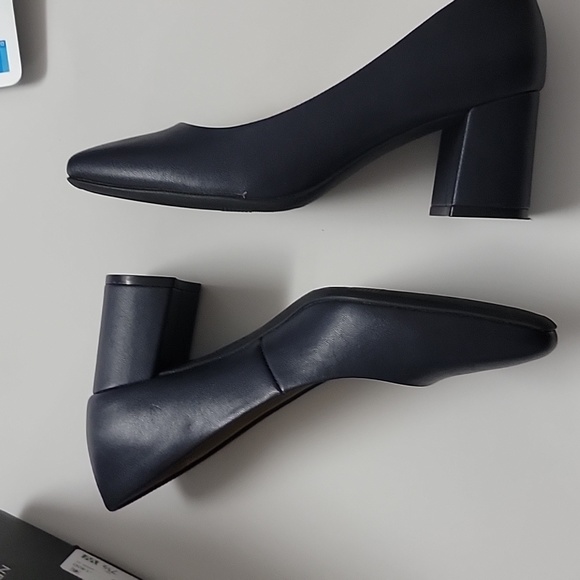 Naturalizer Pumps 7.5 Wide 'NIB' - Picture 2 of 16